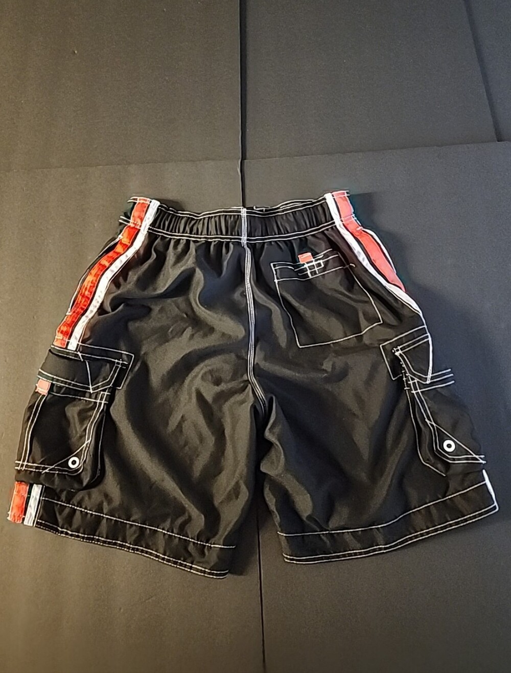 Men's OP Swim Shorts Size Med, Black & Red, Lined, Drawstring Black&Red,Preowned